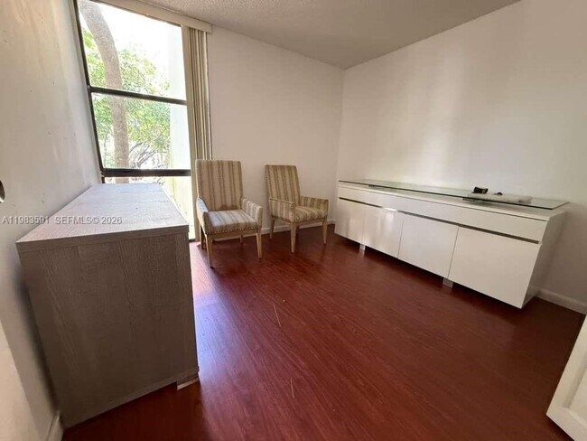 Building Photo - 16909 N Bay Rd