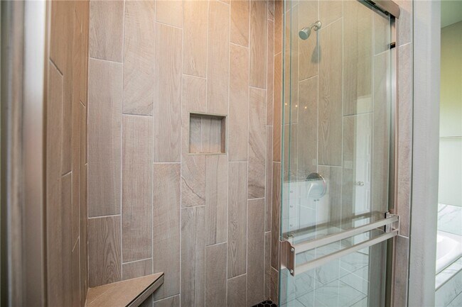 Building Photo - 2659 N Justin Dr