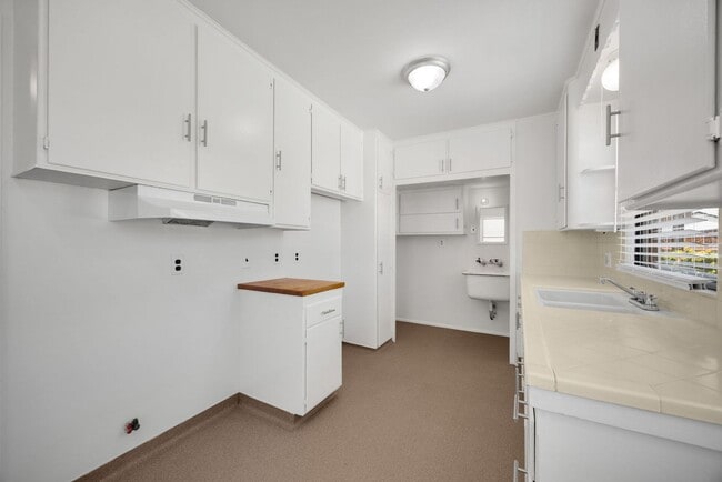 Building Photo - Adorable 2 Bed / 1 Bath Home In Pico Rivera near Birney Tech Academy