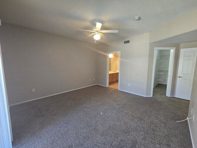 Building Photo - 9330 W Maule Ave