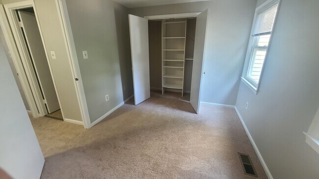 Building Photo - 2163 Whisper Way