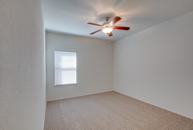 Building Photo - 122 Meadow Mill Dr