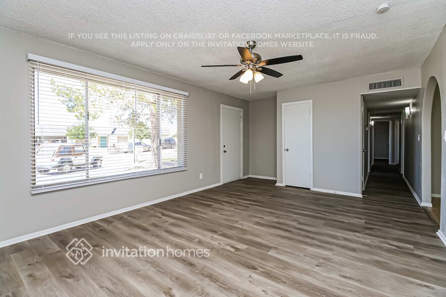 Building Photo - 18045 N 20th Dr