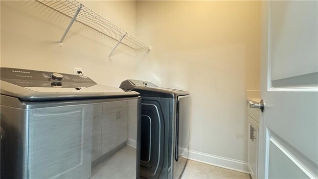 Building Photo - 750 Fieldcrest Park Ln