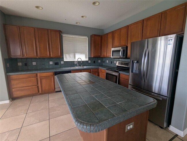 Building Photo - 17527 Balmaha Dr