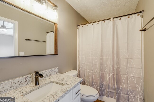 Building Photo - 130 Chastain Loop