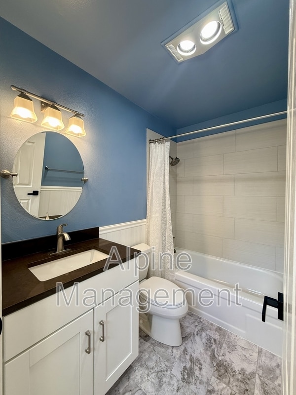 Building Photo - 2657 Kentworth Way