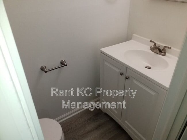 Building Photo - 13205 Craig Ave