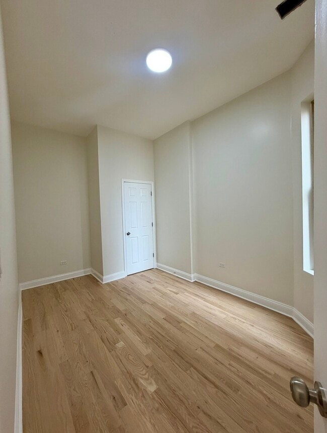 Building Photo - 2638 W Adams St