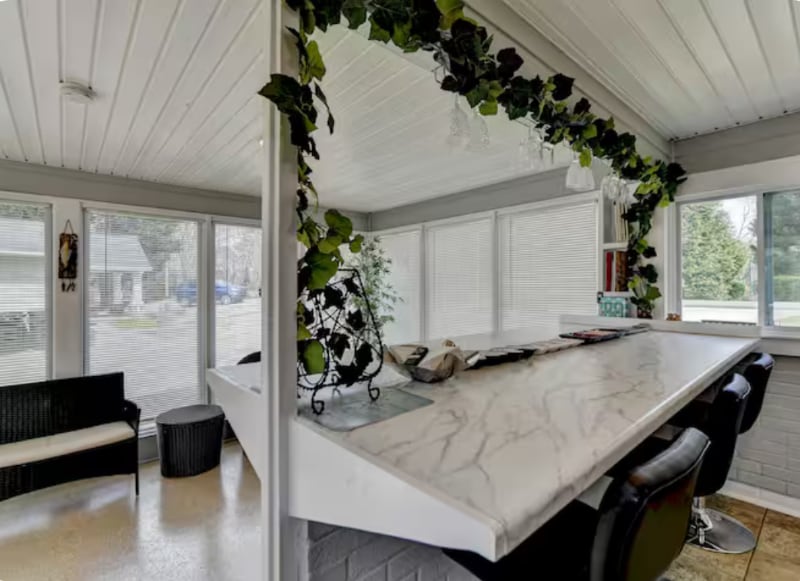 Building Photo - 2817 Evergreen Pl