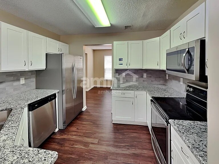 Building Photo - 4945 Wheat Dr SW