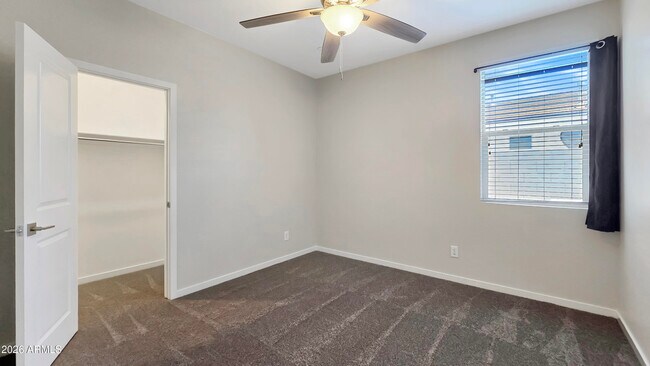 Building Photo - 21398 W Holly St