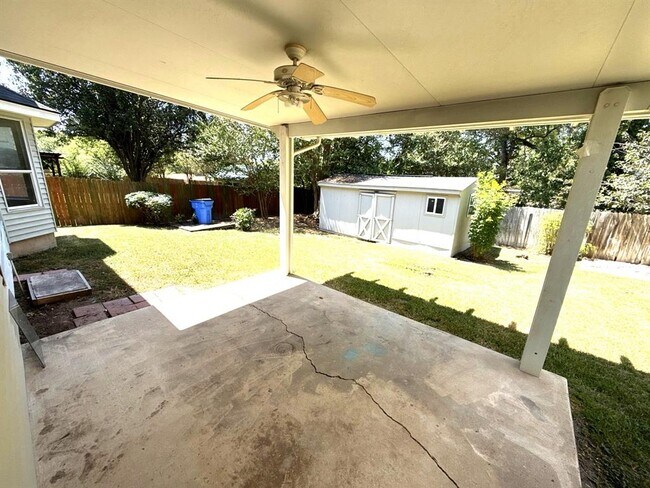 Building Photo - 16827 Tortoise St