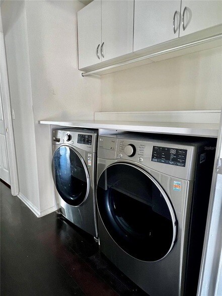 Building Photo - 18916 Randall Pl