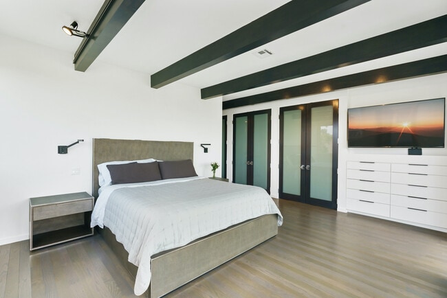 Building Photo - 2235 Gloaming Way