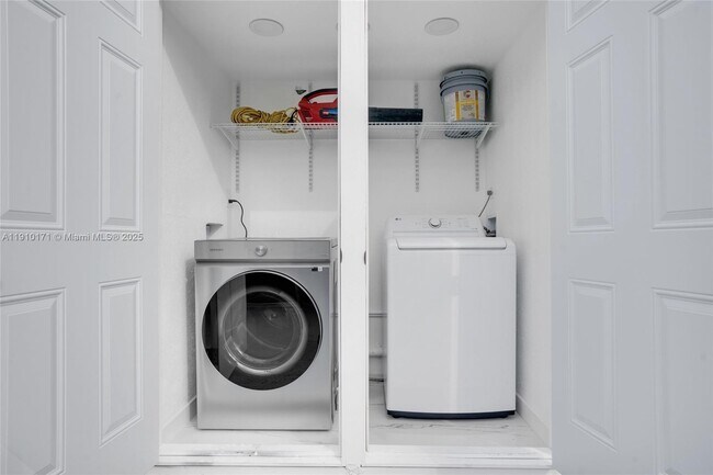 Building Photo - 12068 SW 210th St