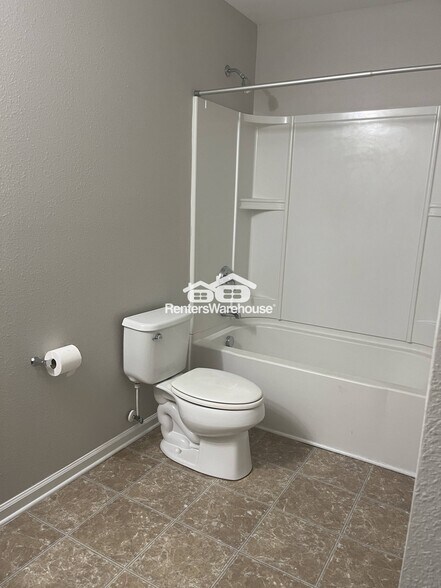 Building Photo - 4328 Houldsworth Dr