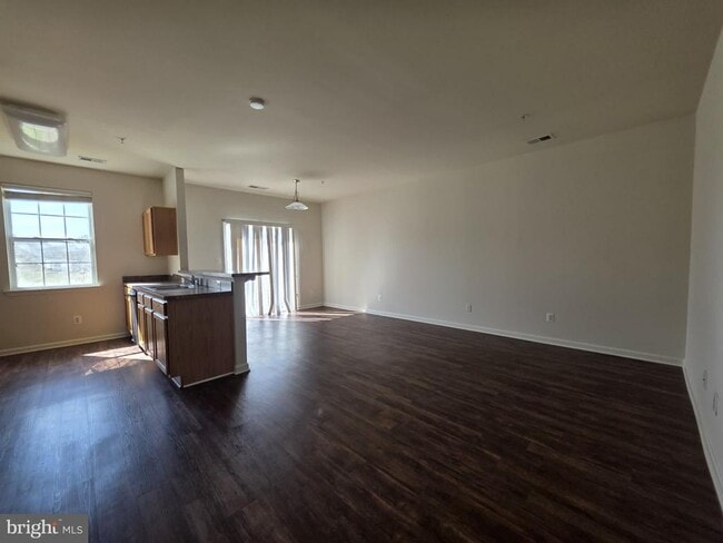 Building Photo - 234 Garrison Way