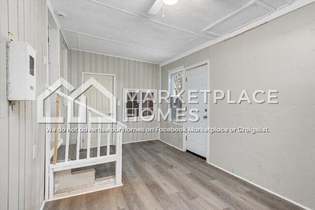 Building Photo - 7094 Fisher Ave