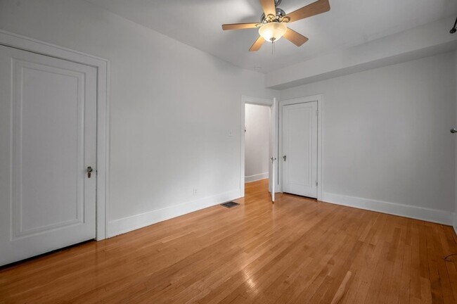 Building Photo - Charming 4Bedroom Stone Home with Detached Guest Apartment & Garage in Chevy Chase