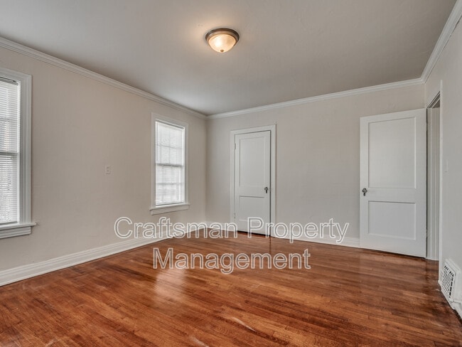 Building Photo - 1801 NW 22nd St