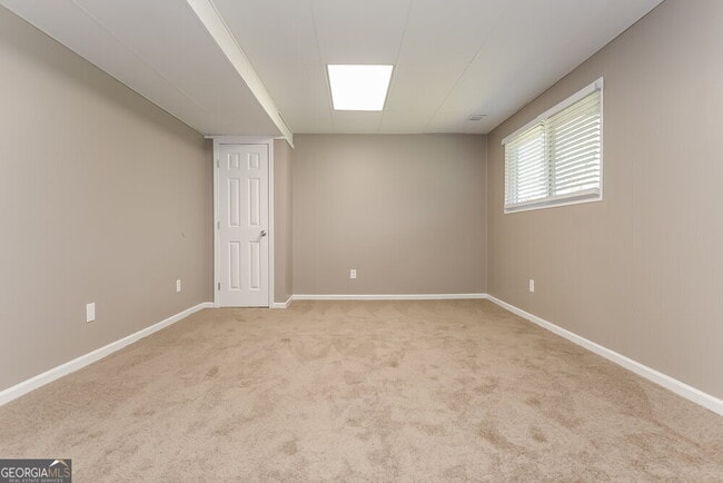 Building Photo - 3833 Chimney Mill Trail