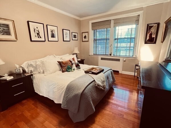 Building Photo - 92 Beacon St