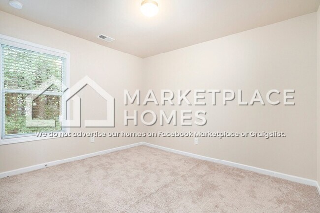 Building Photo - 2070 Bonny Glen Cir