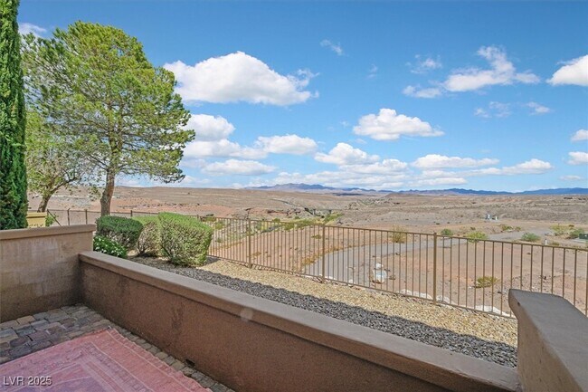 Building Photo - 31 Via Mantova