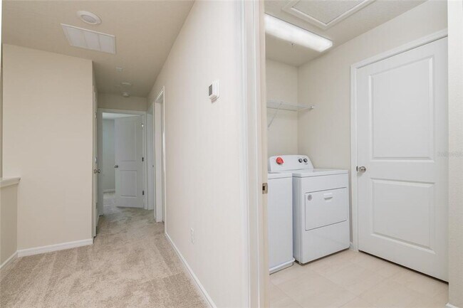 Building Photo - The perfect home waiting for you!