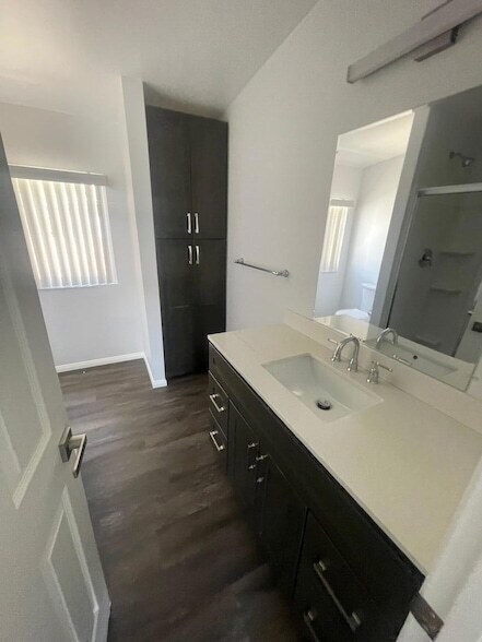 Building Photo - 32373 Chiricahua Dr