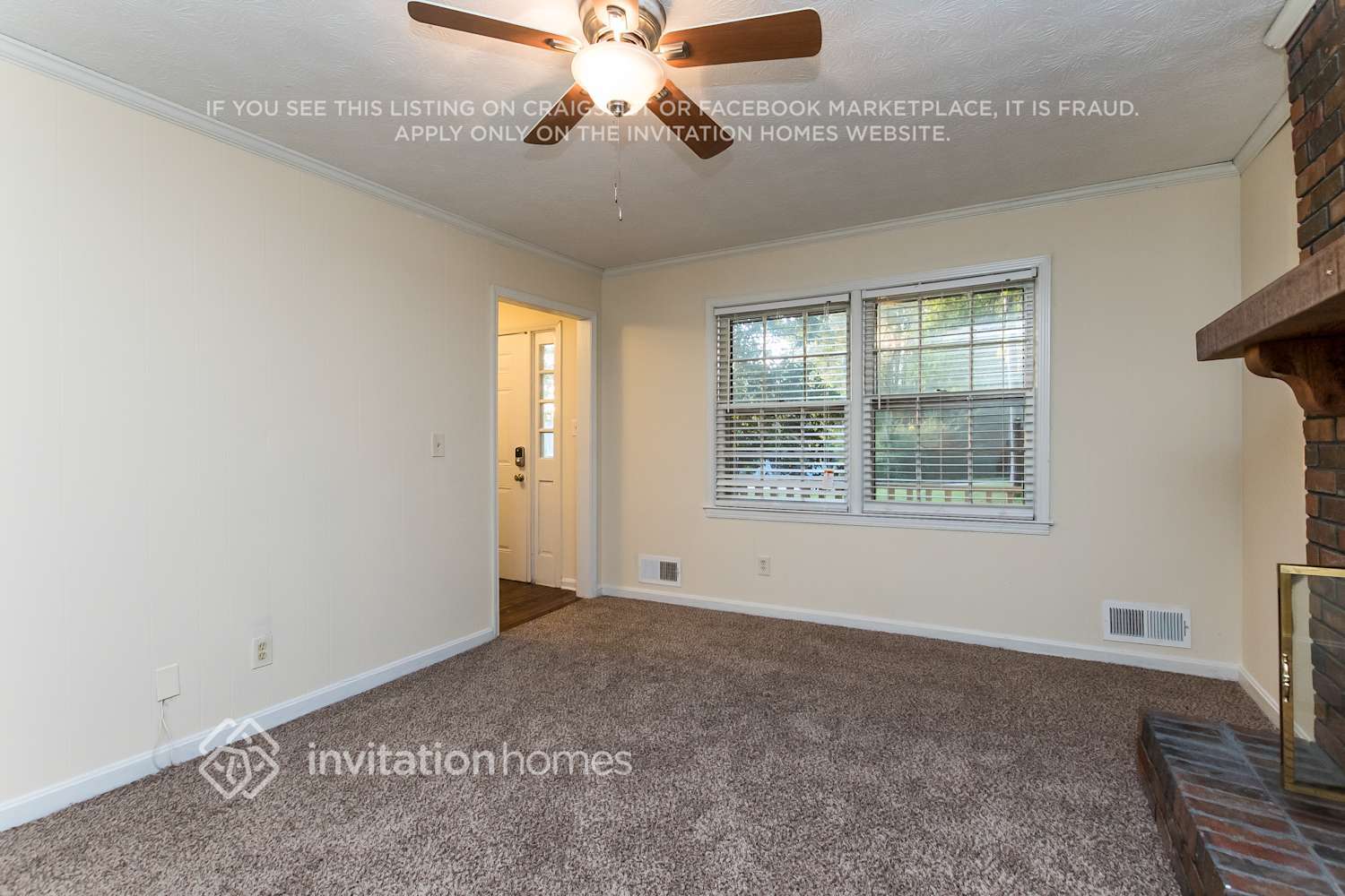 Building Photo - 1569 Briarwood Ln SW