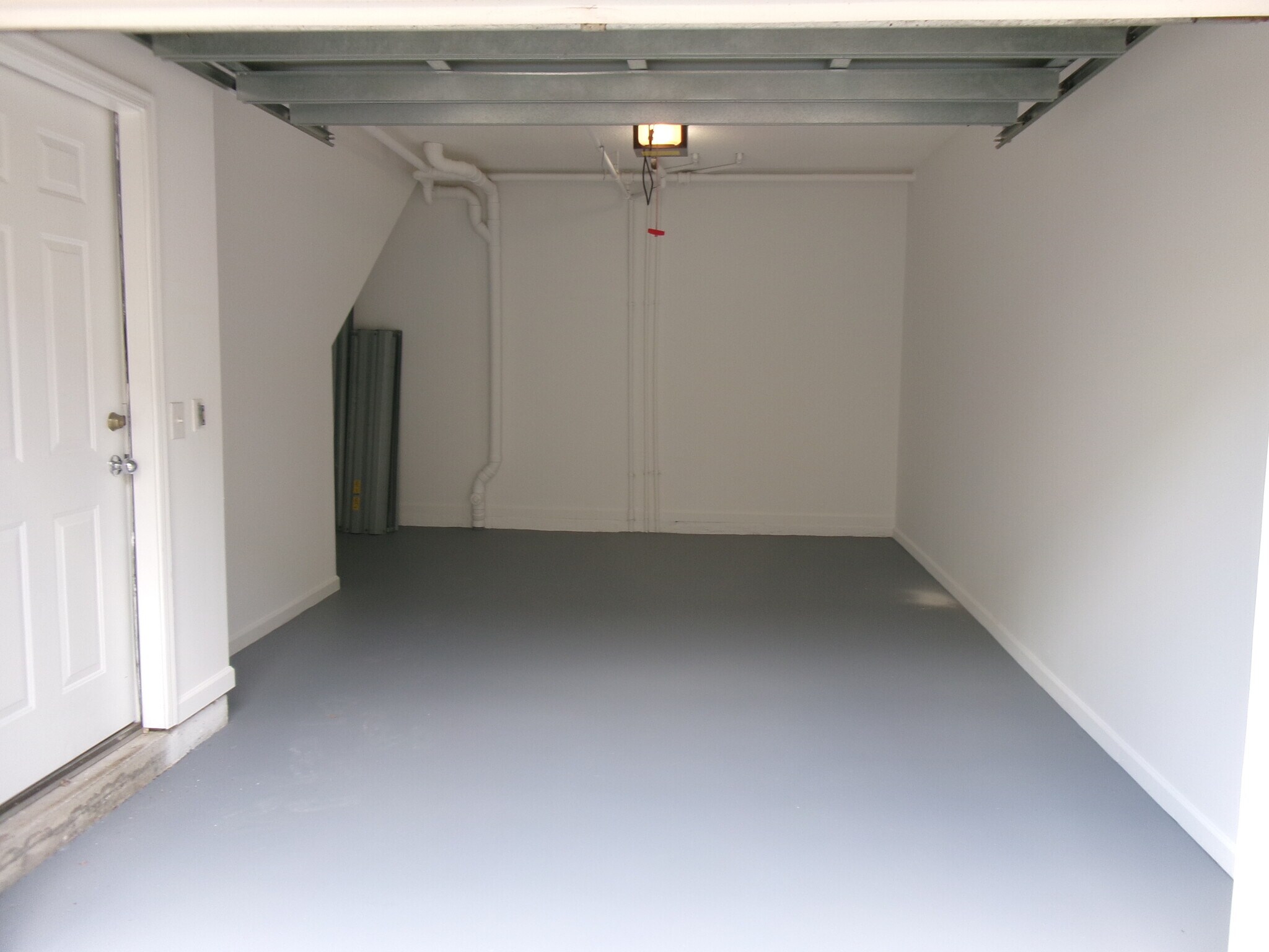 Building Photo - 5980 W Sample Rd