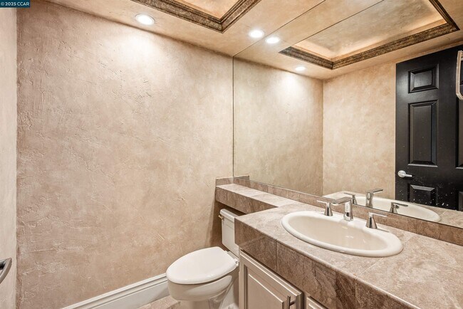 Building Photo - 3327 Quail Walk Ln