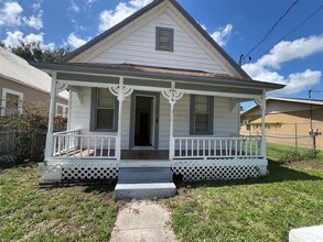 Building Photo - 1936 W Cherry St