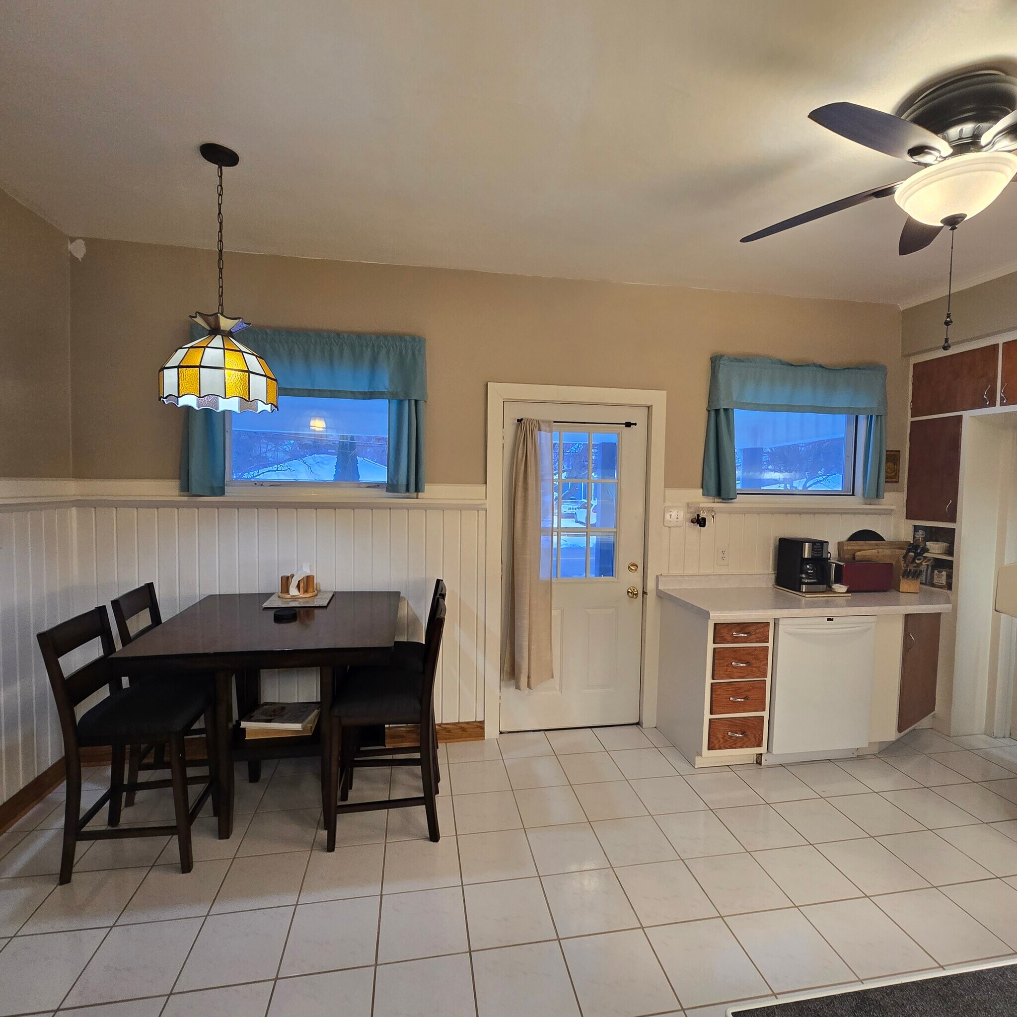 Building Photo - 2403 Erie Ave