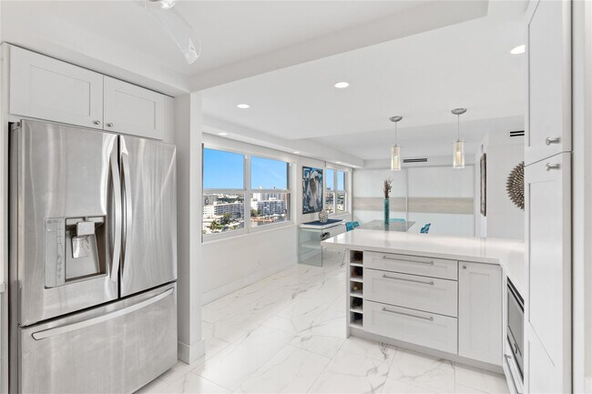 Building Photo - 121 Golden Isles Dr