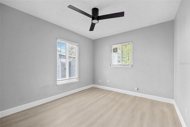 Building Photo - 1513 56th Ave N