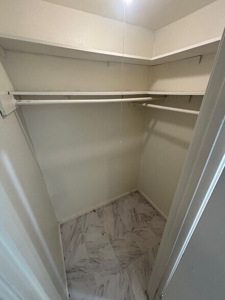 Building Photo - 3446 Willowrun Dr