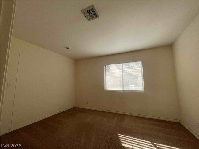 Building Photo - 861 Cavaison Ave