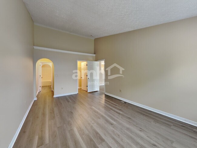 Building Photo - 5691 Levi Kramer Blvd