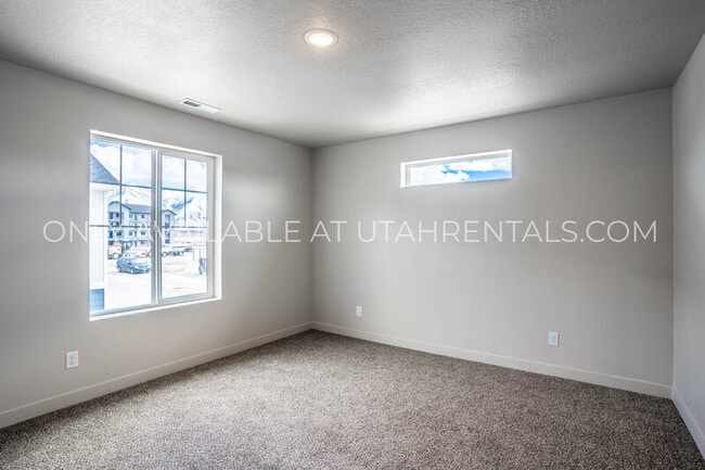 Building Photo - 1783 N 1280 E
