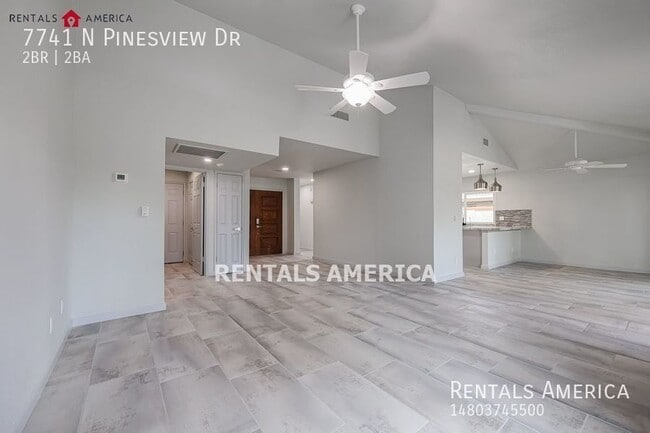 Building Photo - Resort Style Living