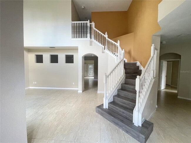 Building Photo - 2930 Willow Creek Ln