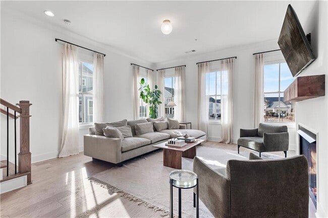 Building Photo - 1007 Croft Ln