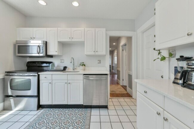 Building Photo - 34-36 Boston St