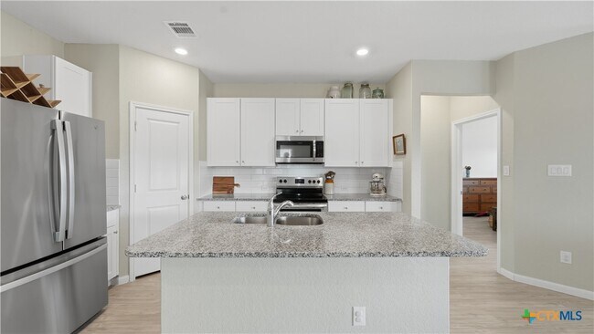 Building Photo - 2717 San Martin Ln