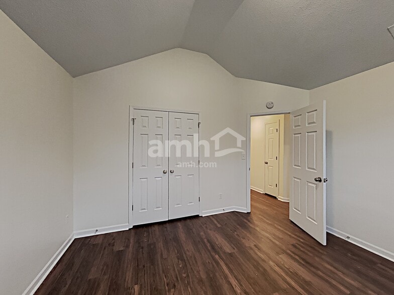 Building Photo - 4428 Red Eagle Ct