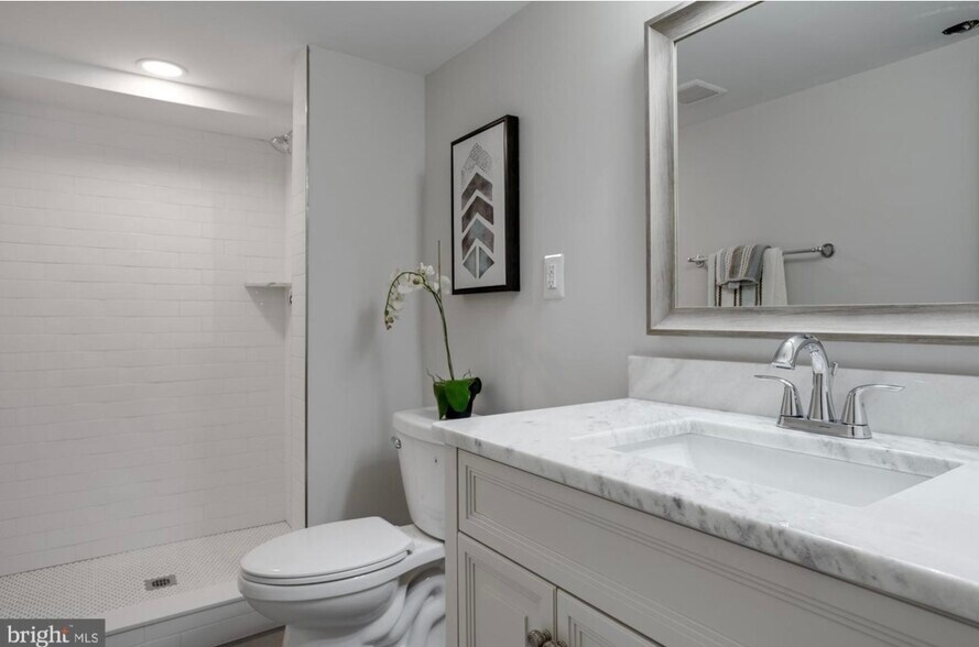 Building Photo - 4113 Lamarre Dr