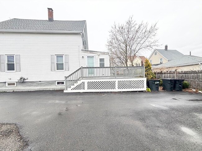 Building Photo - 11 Byron St